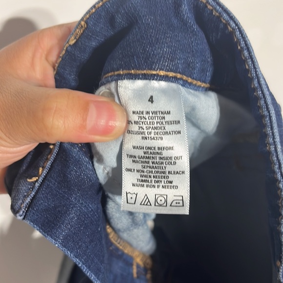 Aeropostale Dark Wash High Rise Midi Cuffed Denim Shorts Size 4 - Picture 7 of 7